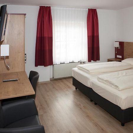Pension Alter Wirt Enkering Exteriér fotografie